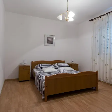 Tina Apartament Trogir